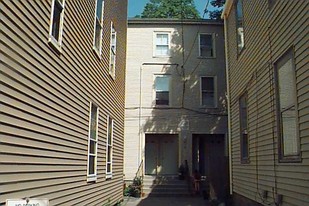 8 Roberts St Apartamentos