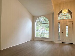 13520 Bolivia Dr in Austin, TX - Building Photo - Building Photo