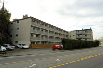 Colony Surf in Seattle, WA - Building Photo - Building Photo