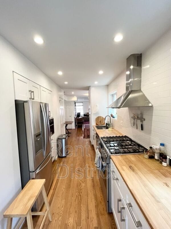 2508 East Pl NW in Washington, DC - Building Photo - Building Photo