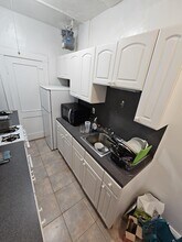 131 Park Dr, Unit 5 in Boston, MA - Foto de edificio - Building Photo