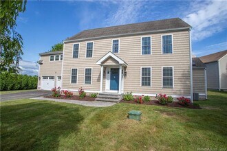 6 Barton Ave in Old Saybrook, CT - Building Photo - Building Photo
