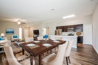 208 Ravenswood Blvd in Port Charlotte, FL - Building Photo - Building Photo