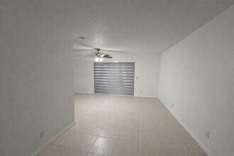 2428 Summerfield Pl in Kissimmee, FL - Building Photo - Building Photo