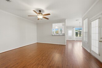 4208 Greystone Way in Sugar Land, TX - Building Photo - Building Photo