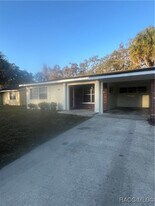 921 E Turner Camp Rd in Inverness, FL - Building Photo