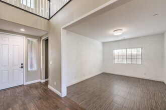 956 Twilight Peak Ave in Henderson, NV - Building Photo - Building Photo