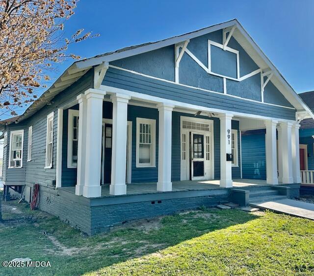 property at 991 Walnut St