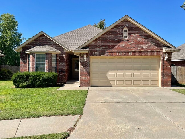 property at 2725 Flagstone Ln