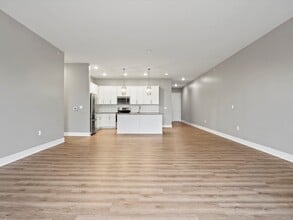 Cedar Valley Luxury Apartments in Rochester Hills, MI - Foto de edificio - Building Photo