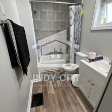 1015 S Sheffield Ave in Indianapolis, IN - Building Photo - Building Photo