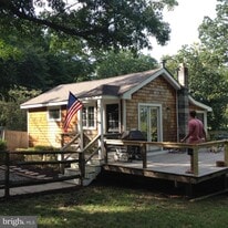 613 Cooper Springs Pathway in Hainesport, NJ - Building Photo