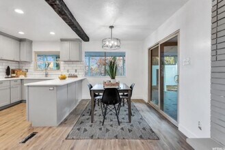 1274 Wagon Wheel Ln in Ogden, UT - Building Photo - Building Photo
