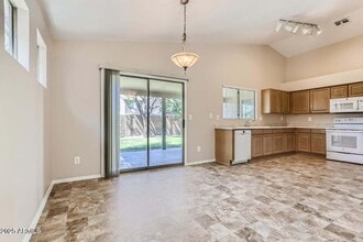 6038 N Almanza Ln in Litchfield Park, AZ - Building Photo - Building Photo