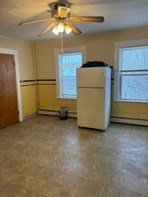 59 E Pleasant St in Lawrence, MA - Foto de edificio - Building Photo