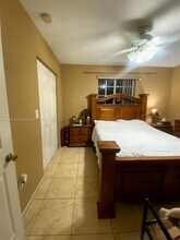 1334 W 42nd St in Hialeah, FL - Building Photo - Building Photo