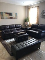 1521 Silver Shadow Dr in Thousand Oaks, CA - Building Photo