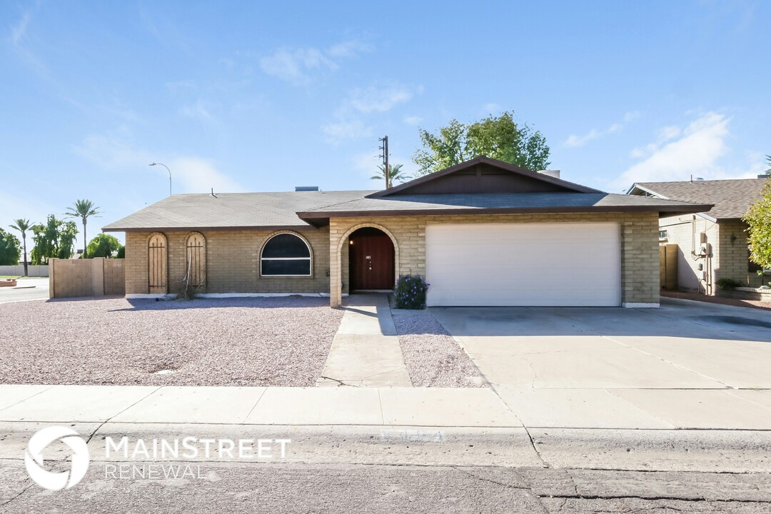 9464 N 50th Dr in Glendale, AZ - Building Photo