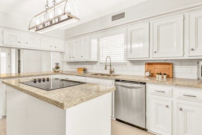 property at 5421 Blue Haven Dr