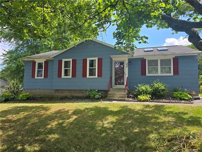 237 Countess Dr in West Henrietta, NY - Building Photo - Building Photo
