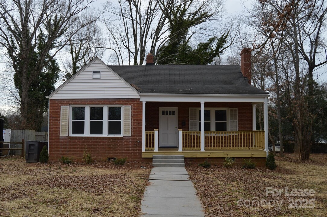 337 Euclid Ave in Statesville, NC - Building Photo