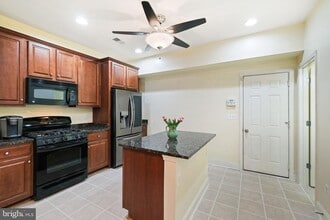 308 Orchard Ridge Dr in Gaithersburg, MD - Building Photo - Building Photo