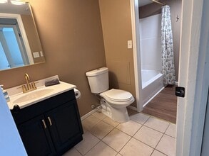 463 Down Hill Dr in Ballwin, MO - Building Photo - Building Photo