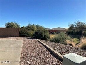 17538 W Hearn Rd in Surprise, AZ - Building Photo - Building Photo