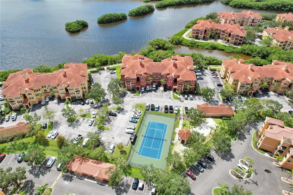 2732 Via Murano in Clearwater, FL - Building Photo