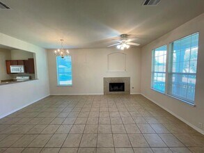 251 Utterback in Kyle, TX - Building Photo - Building Photo