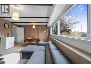 2528 Belloc St in North Vancouver, BC - Building Photo - Building Photo