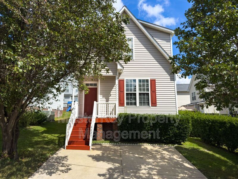 4421 Windsock Ln in Raleigh, NC - Building Photo