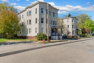 51 Frederic St in Portland, ME - Building Photo - Building Photo