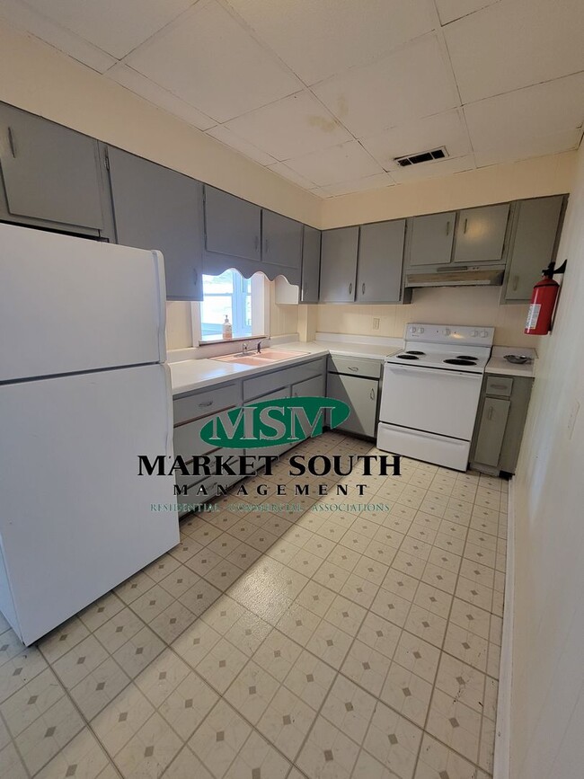 property at 301 E Liberty