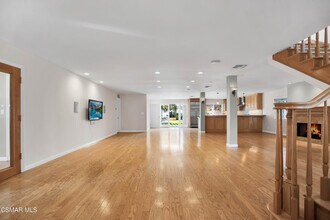 4539 Mammoth Ave in Los Angeles, CA - Building Photo - Building Photo