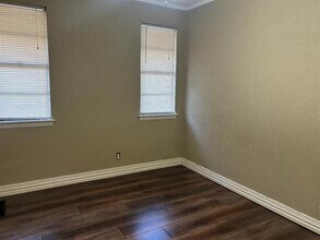 1522 Addington St in Irving, TX - Building Photo - Building Photo