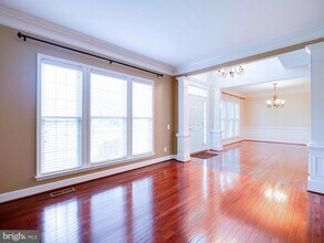 41397 Windybush Dr in Leesburg, VA - Building Photo - Building Photo