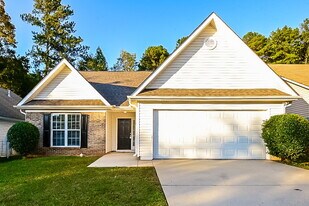 205 Lassiter Dr in Covington, GA - Building Photo