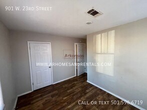 901 W 23rd St in North Little Rock, AR - Building Photo - Building Photo