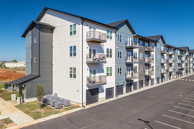 The Boulevard in Joplin, MO - Foto de edificio - Building Photo