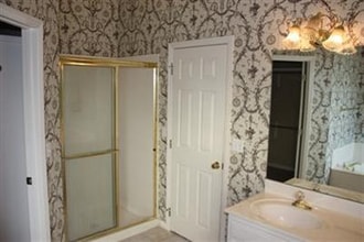 1008 S Carriage Ave in Springfield, MO - Foto de edificio - Building Photo