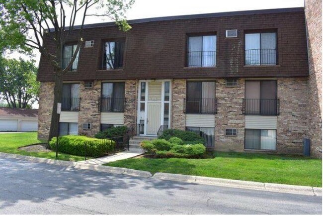 property at 201 N Waters Edge Dr