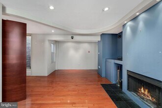 721 D St NE in Washington, DC - Building Photo - Building Photo