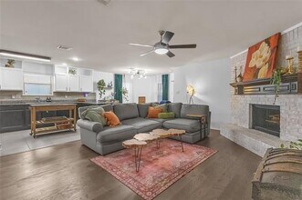 2050 Lake Trail Dr in Forney, TX - Building Photo - Building Photo