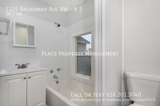 1325 Broadway Ave NW in Grand Rapids, MI - Building Photo - Building Photo