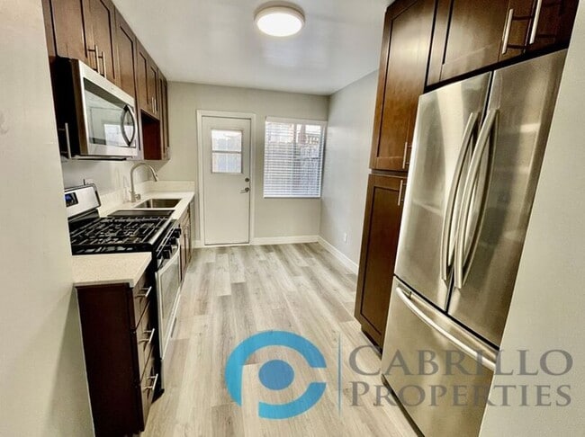 property at 4661 Oregon St