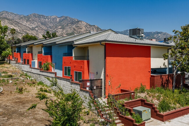 Altadena Townhouse Apartments
