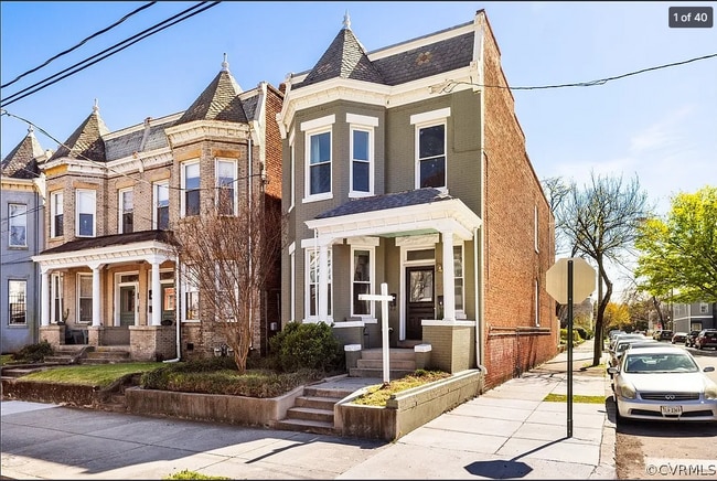 property at 2029 W Main St