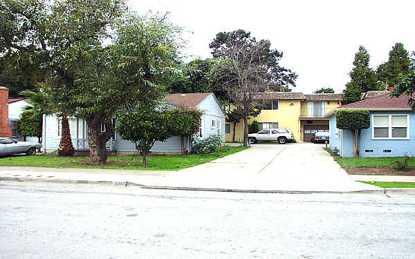 827-843 A St in Union City, CA - Foto de edificio - Building Photo
