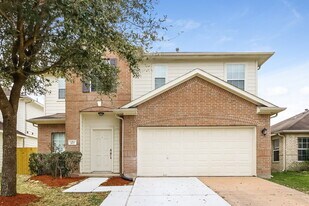 207 Annatto Ln in Crosby, TX - Building Photo